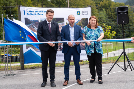 Prerez traku ob dprtju varne šolske poti Špitalič-Bela